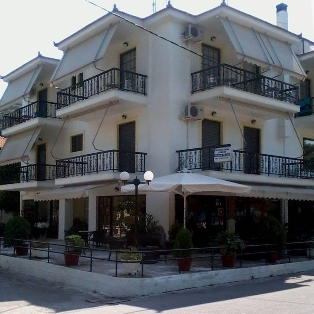 Effrosyni Raptopoulou Effrosyni Raptopoulou